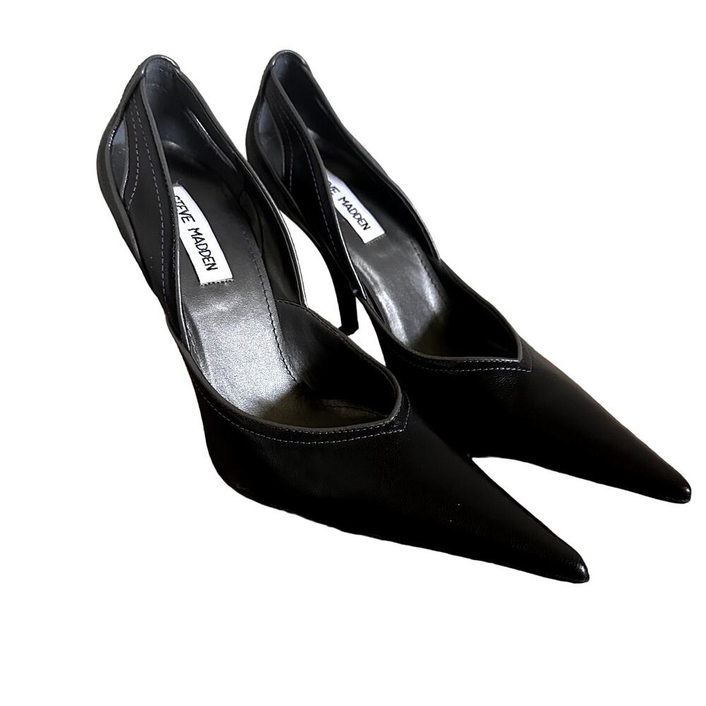 Steve Madden Black Leather Pointed Toe Liquid Style Heel size 8.5